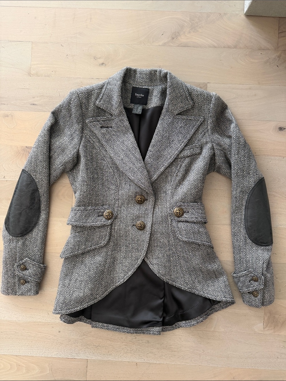 Chevron Single Breasted Smythe Gray Herringbone Blazer with Black Elbow Patches
